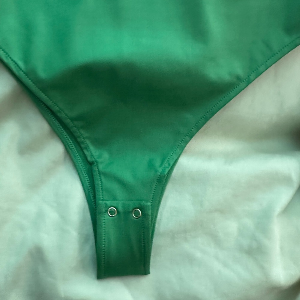Giorgio Armani Green Bodysuit - Picture 6 of 6